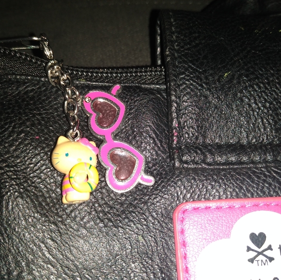 Tokidoki for Hello Kitty - Picture 2 of 8